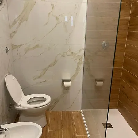 Miracles On 32th Street