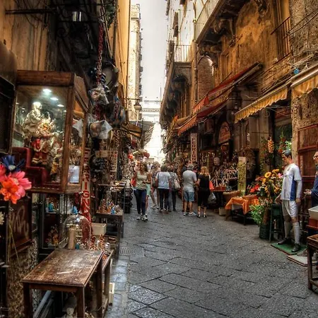 Miracles On 32th Street *