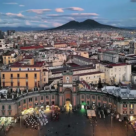 Miracles On 32th Street Naples